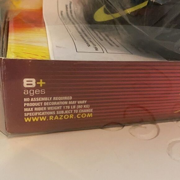 Razor-Jetts/Heel Wheels. Real sparking action. Only worn as a try on in house. - Picture 8 of 9